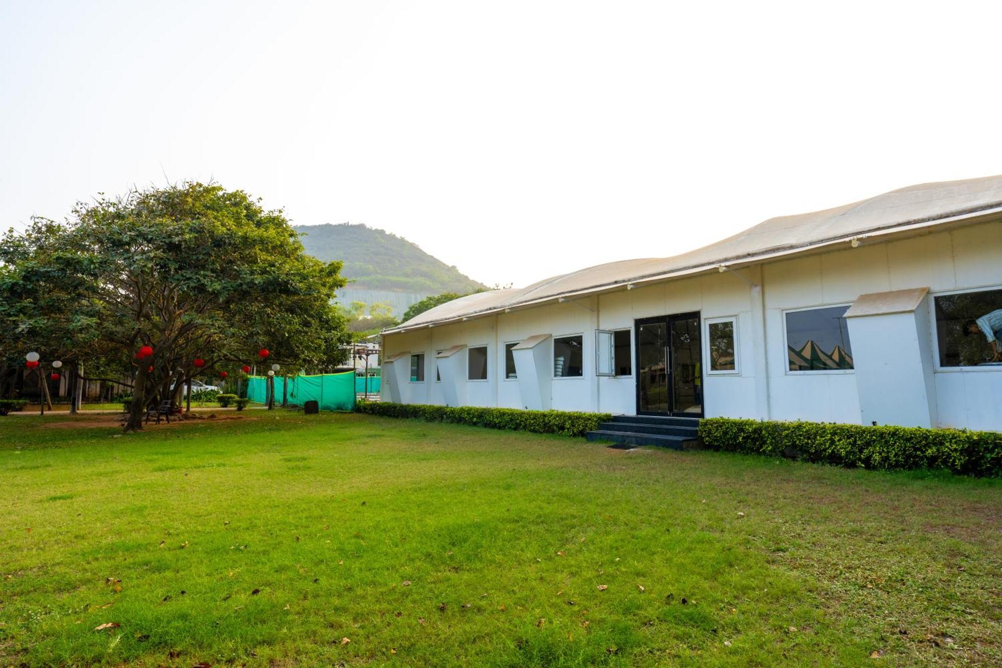 Shore Front Resort Visakhapatnam Extérieur photo