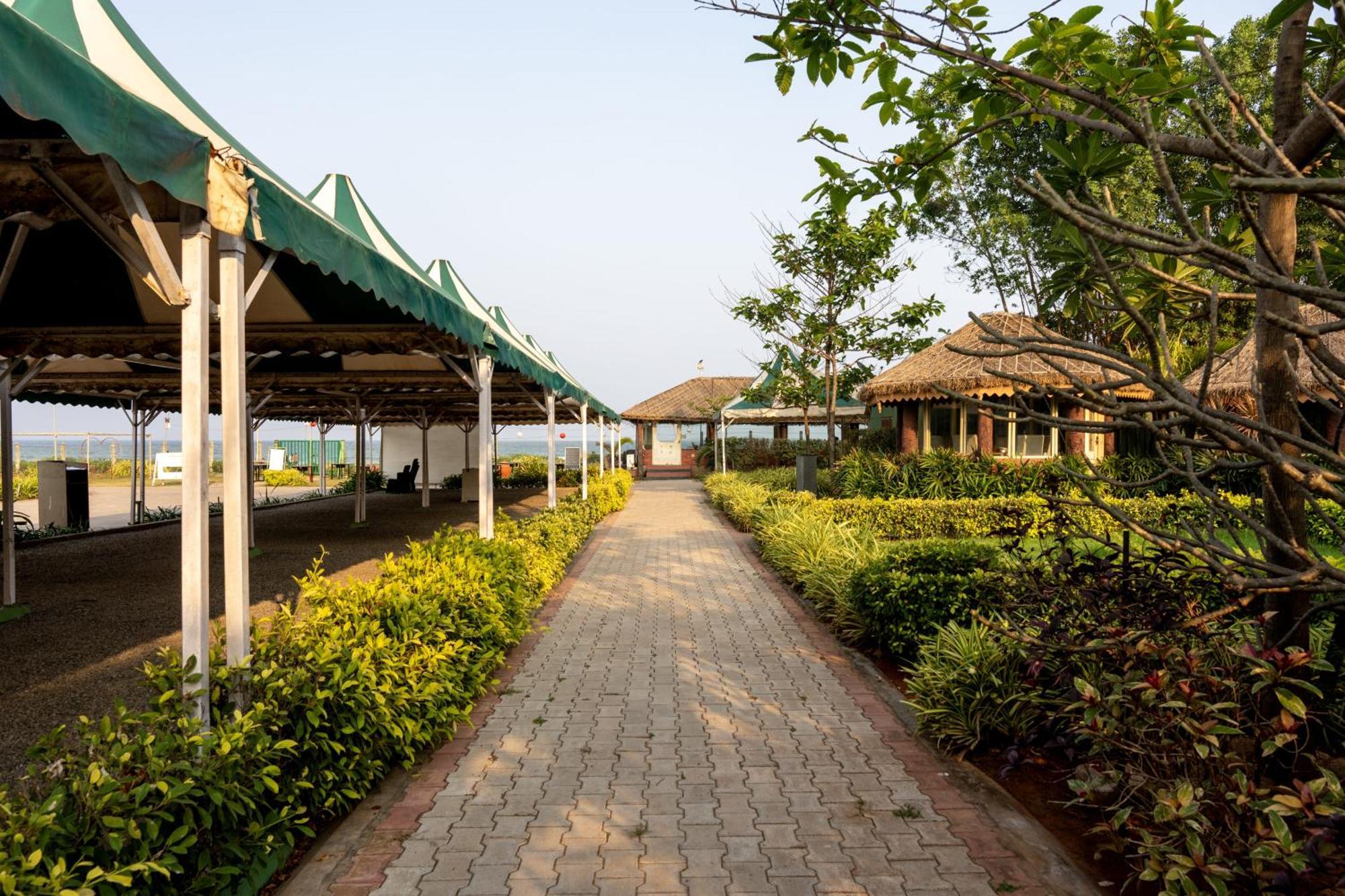 Shore Front Resort Visakhapatnam Extérieur photo